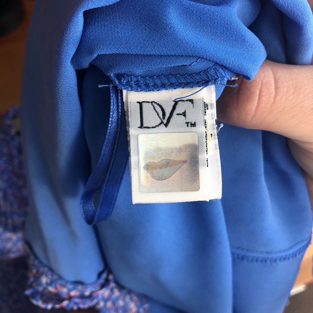 DVF Blue Silk dress - Picture 5 of 6